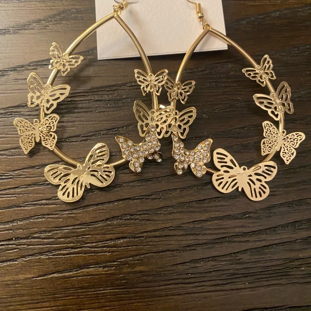 NEW Jessica Simpson butterfly hoop earrings